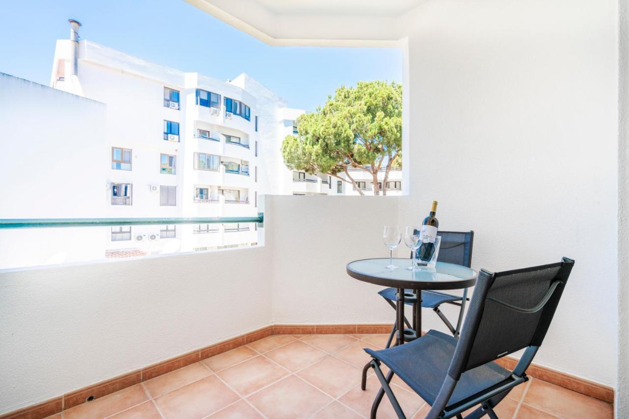 Lovely 1Bed Flat Short Walk To The Marina Vilamoura Quarteira Exterior photo