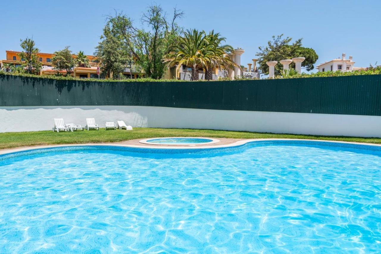 Lovely 1Bed Flat Short Walk To The Marina Vilamoura Quarteira Exterior photo